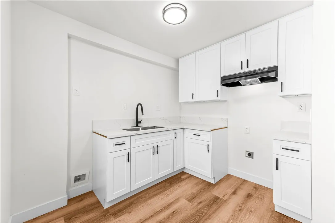 1630 W 54th Street, Los Angeles, California 90062 home-pic-22